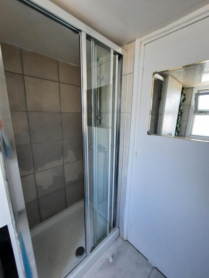 לרנקה Sea-Esta Seaview Apartment, 200 Meters To The Beach מראה חיצוני תמונה